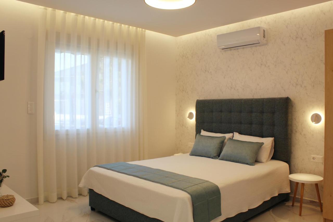 Saan Luxury Living Apartment Nea Kallikrateia Exterior photo